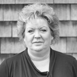 Lynne Searles - Customer Service Representative